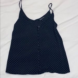 ✨bundle 3 for 25✨super cute polka dotted top